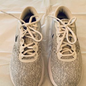 Nike Flex Contact Athletic Shoes 8